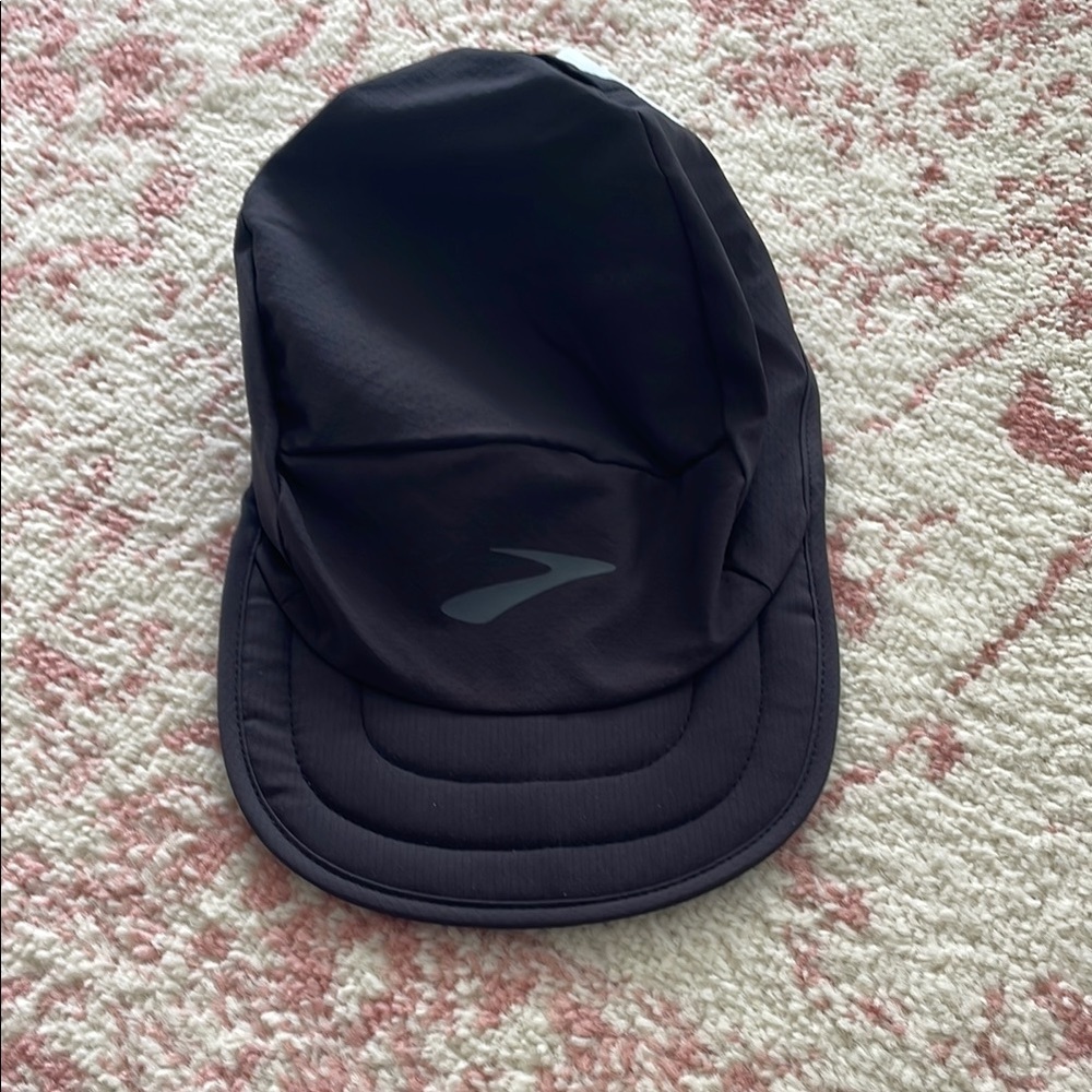 Brooks Black Performance Running Cap